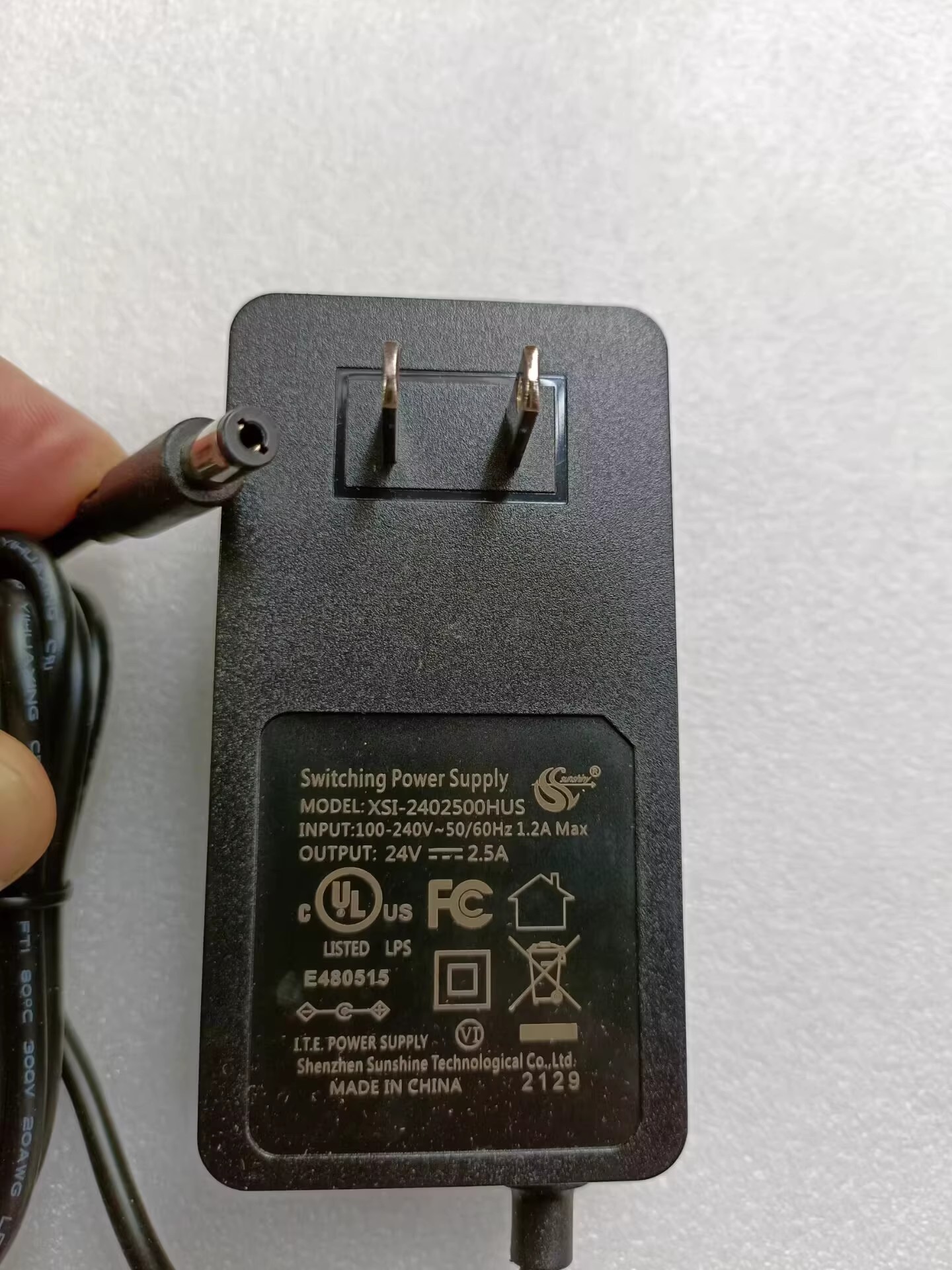 *Brand NEW*sunshiny XSI-2402500HUS 24V 2.5A AC DC ADAPTHE POWER Supply - Click Image to Close