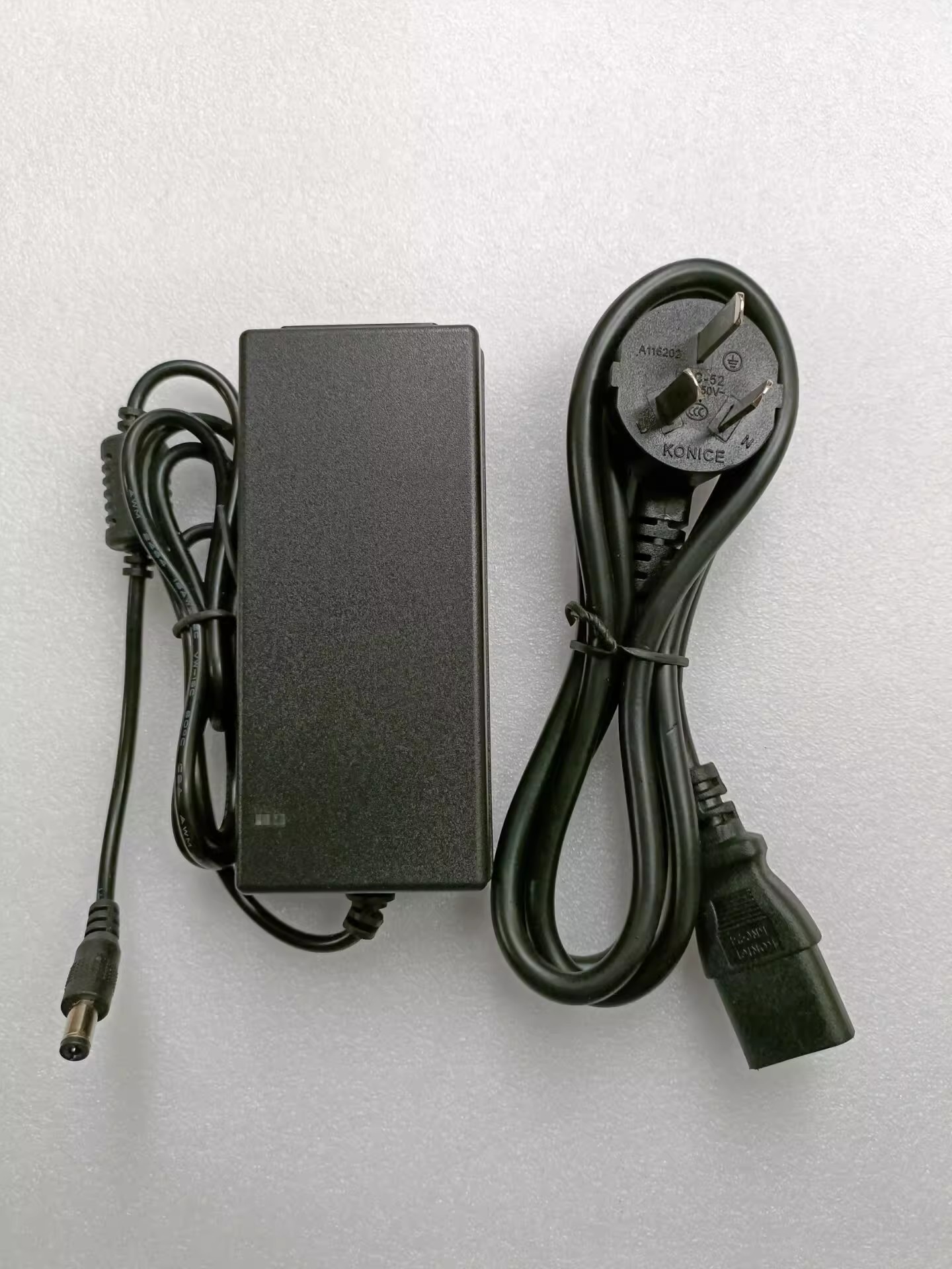 *Brand NEW*POWER 15V 6A AC DC ADAPTHE AD-S1560B AC100-240V 50/60Hz POWER Supply