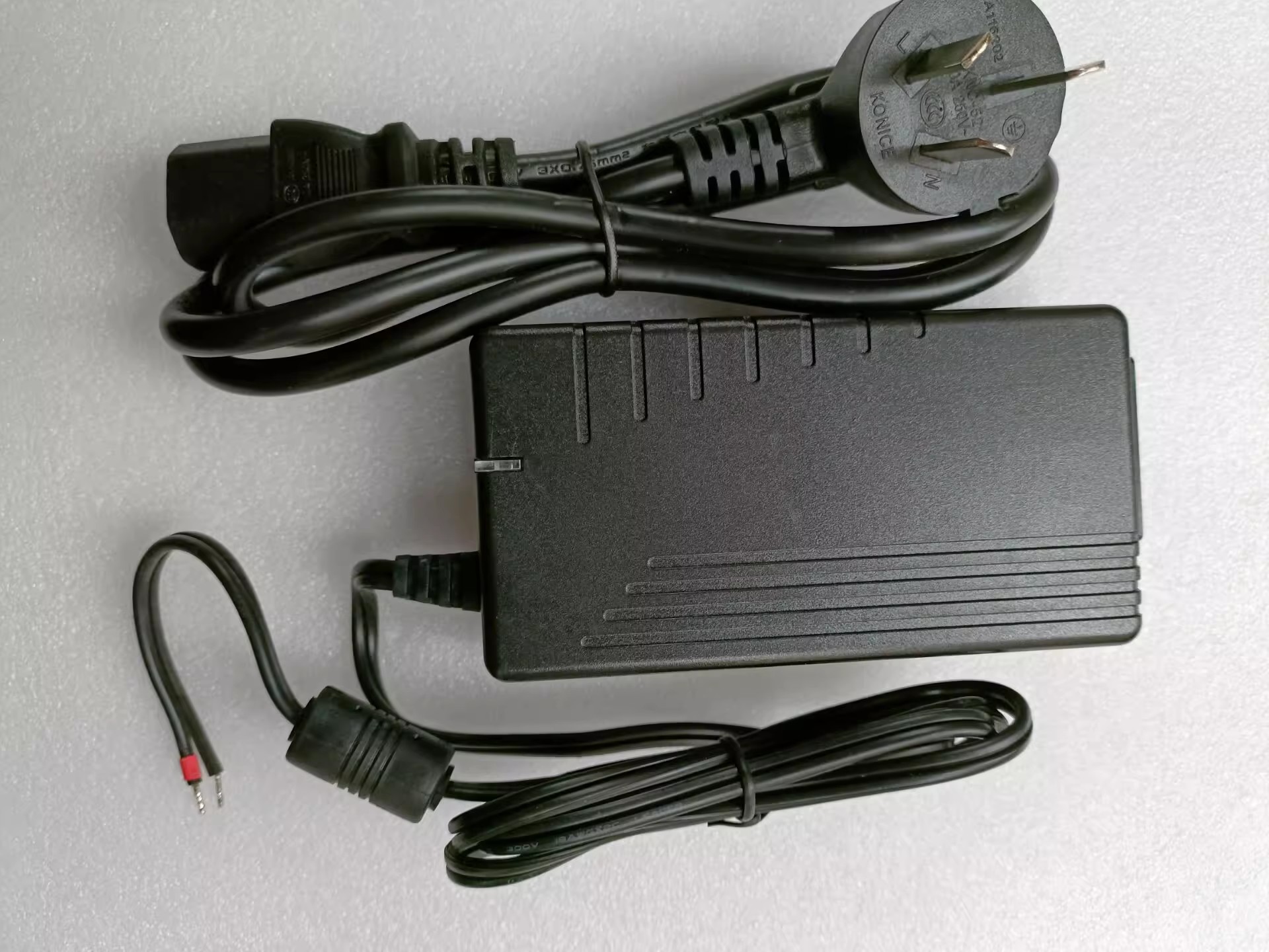 *Brand NEW*ADP60-S240A2500 24V 2.5A AC DC ADAPTHE POWER Supply - Click Image to Close