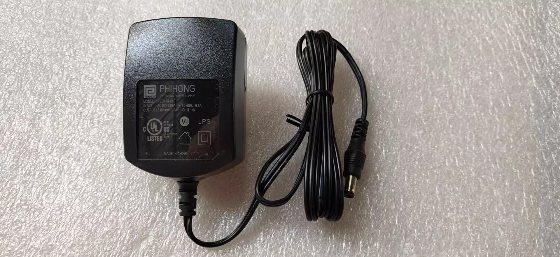 *Brand NEW* PHIHONG 5V 3A AC DC ADAPTHE PSC15A-050 POWER Supply