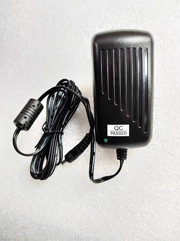 *Brand NEW* AC100-240V 50/60Hz 9V 2500MA AC DC ADAPTHE FJ-SW0902500C POWER Supply