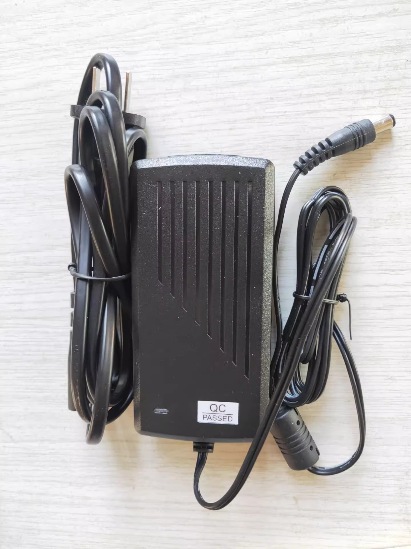 *Brand NEW*FJ 12V 3A AC DC ADAPTHE FJ-SW2003L1203000T POWER Supply