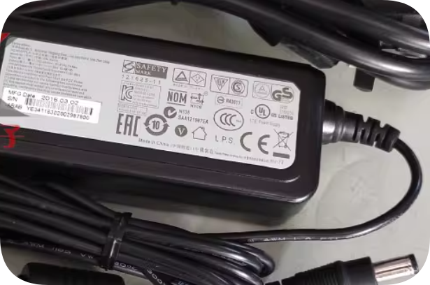 *Brand NEW*APD 19V 1.58A power adapter ACER Acer DA30D19 charging cable 30W transformer 5.5*1.7