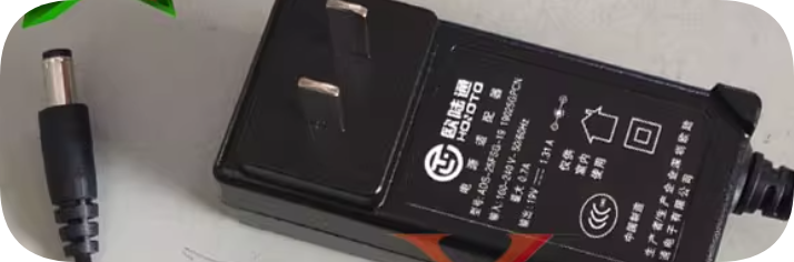 *Brand NEW*Jetstar/ Continental /HOIOTO 19V 1.31A Power Adapter ADS-25FSG-1919025GPCN Charging Cable Transform