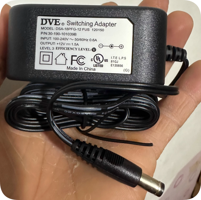 *Brand NEW*DVE DSA-18PFD-12 FUS 120150 12V 1.5A 18W AC ADAPTER Power Supply