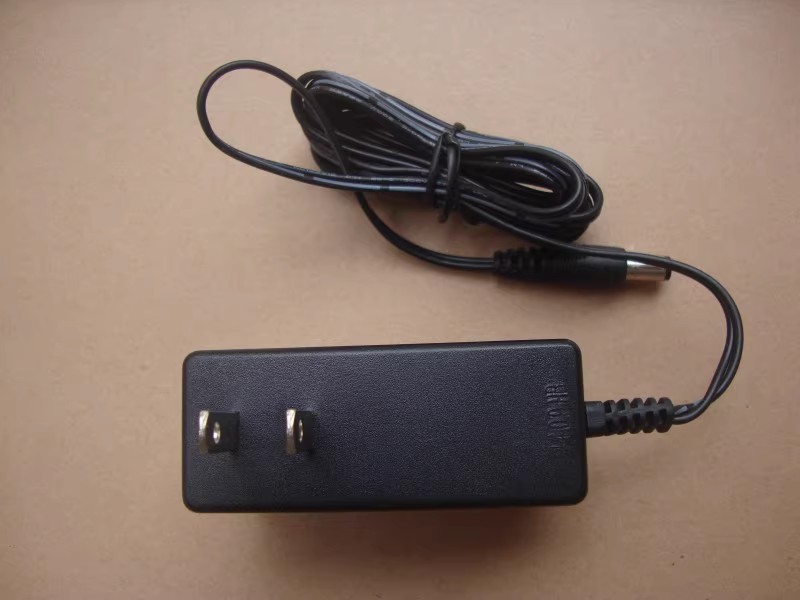 *Brand NEW* 12V 1A AC ADAPTER DVE DSA-12G-12FUS 120120 Power Supply