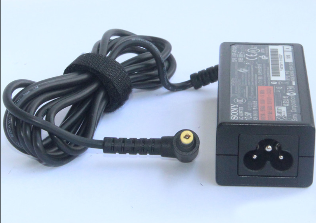 *Brand NEW* DC 10.5V2.9A (30W) SONY AGP-AC10V5 AC DC ADAPTHE POWER Supply