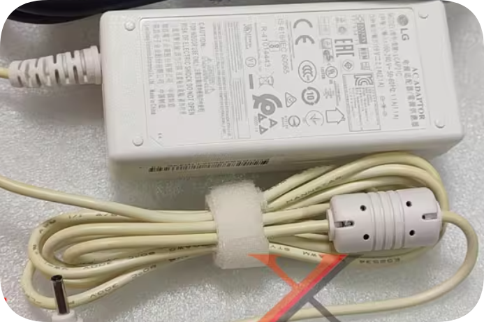 *Brand NEW*LG19V2.1A power adapter LCAP21C computer notebook small head thin port charging cable 40W transform